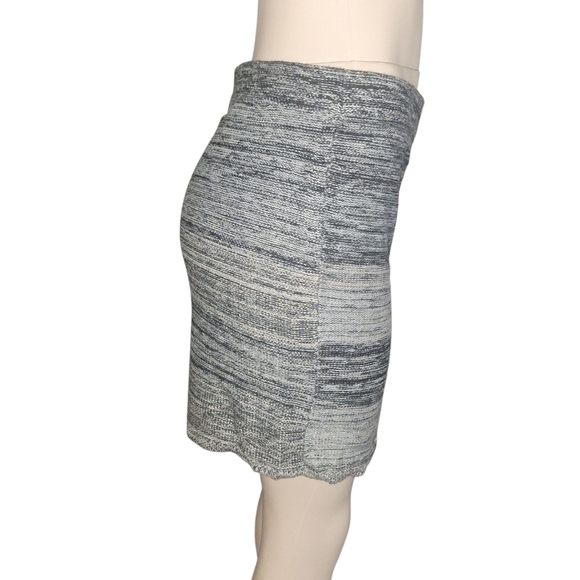 LOFT Gray and Black Knit Pencil Skirt Size M - Picture 3 of 5